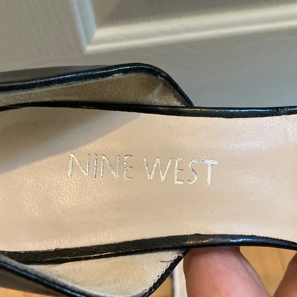 Nine West D’Orsay Pony Leather Kitten Heel Size 6 - Picture 4 of 9